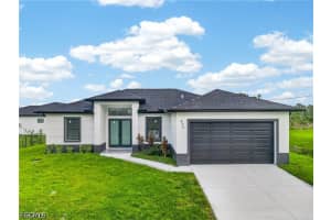 639 Knapp Street, Lehigh Acres, FL 33974 - MLS#2026017385