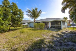 2212 11th Court, Cape Coral, FL 33991 - MLS#2026017386