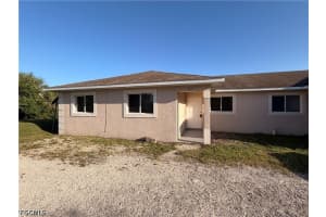 762 Gallo Avenue, Lehigh Acres, FL 33974 - MLS#2026017493