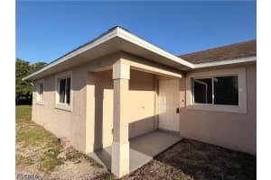762 Gallo Avenue, Lehigh Acres, FL 33974 - MLS#2026017493