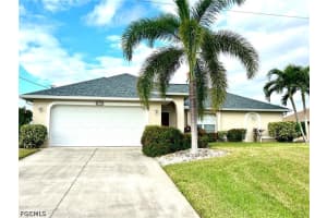818 8th Place, Cape Coral, FL 33991 - MLS#2026017567