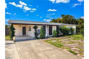 4848 Ipswitch Court, Fort Myers, FL 33907 - MLS#2026017597