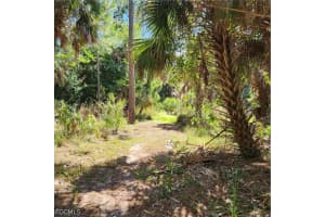 381 8th Street, Naples, FL 34120 - MLS#2026017656