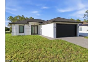 3010 37th Street, Lehigh Acres, FL 33976 - MLS#2026017694