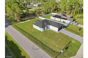 3010 37th Street, Lehigh Acres, FL 33976 - MLS#2026017694