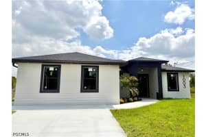 1003 Elgin Street, Lehigh Acres, FL 33974 - MLS#2026017722