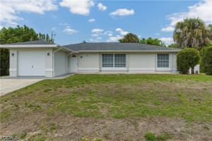 305 E 5th St, Lehigh Acres