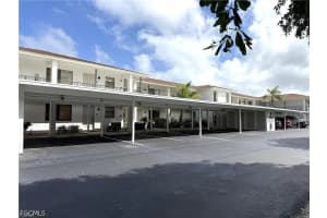 131 Sw 47th Ter 203, Cape Coral