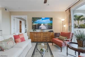 2825 Palm Beach Boulevard, Fort Myers, FL 33916 - MLS#2026017776