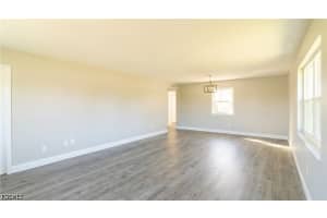 1828 Pine Valley Drive, Fort Myers, FL 33907 - MLS#2026017798