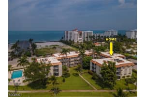1100 Gulf Shore Blvd N 110, Naples