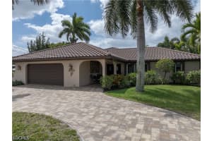 2018 29th Street, Cape Coral, FL 33904 - MLS#2026017831