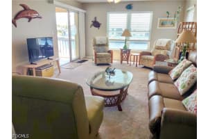 4417 Country Club Boulevard, Cape Coral, FL 33904 - MLS#2026017839