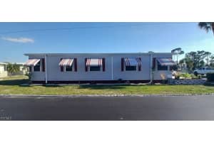 733 Leisure Lane, North Fort Myers, FL 33917 - MLS#2026017895