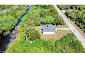 524 Empire Avenue, Lehigh Acres, FL 33974 - MLS#2026017908