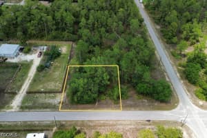 2505 13th Street, Lehigh Acres, FL 33972 - MLS#2026017913