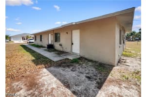 2239 Iris Way, Fort Myers, FL 33905 - MLS#2026017973