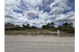 407 Wells Avenue, Lehigh Acres, FL 33972 - MLS#2026018043