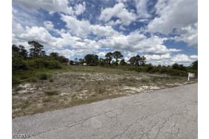 407 Wells Avenue, Lehigh Acres, FL 33972 - MLS#2026018043