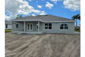 239 25th Place, Cape Coral, FL 33993 - MLS#2026018073