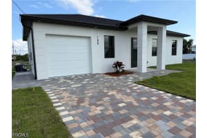180 Pembroke Street, Lehigh Acres, FL 33974 - MLS#2026018105