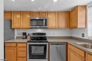 864 Courtington Lane, Fort Myers, FL 33919 - MLS#2026018114