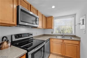 864 Courtington Lane, Fort Myers, FL 33919 - MLS#2026018114