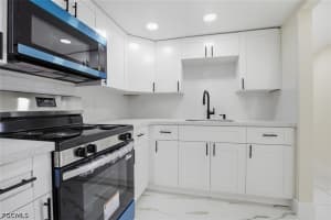 3704 Broadway 205, Fort Myers
