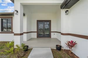 8033 Oakleaf Circle, Labelle, FL 33935 - MLS#2026018312