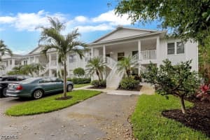 1215 Sarah Jean Cir J205, Naples