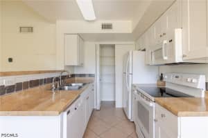 12561 Equestrian Circle, Fort Myers, FL 33907 - MLS#2026018328