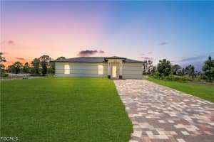 1042 Darlington Street, Lehigh Acres, FL 33974 - MLS#2026018332