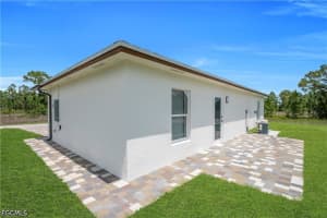 1042 Darlington Street, Lehigh Acres, FL 33974 - MLS#2026018332