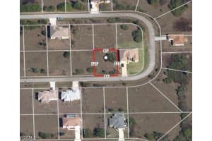 549 Long Island Street, Lehigh Acres, FL 33974 - MLS#2026018355