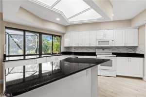 12331 Oak Brook Court, Fort Myers, FL 33908 - MLS#2026018419