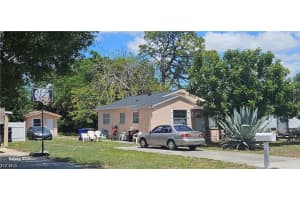 2355 Jeffcott St, Fort Myers
