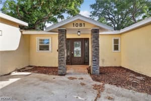 1081 55th Terrace, St Petersburg, FL 33705 - MLS#2026018449