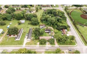 102 3rd Street, Fort Myers, FL 33907 - MLS#2026018479