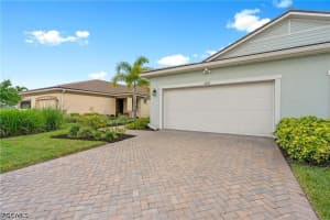10355 Bonavie Cove Drive, Fort Myers, FL 33966 - MLS#2026018526