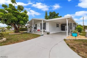 506 Blossom Court, North Fort Myers, FL 33917 - MLS#2026018629