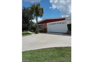 406 Leeland Heights Boulevard, Lehigh Acres, FL 33936 - MLS#2026018633