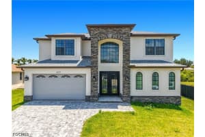 8831 Woodgate Dr, Fort Myers