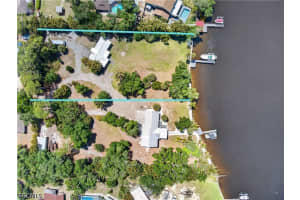 2212 River Pine Drive, Fort Myers, FL 33905 - MLS#2026018661