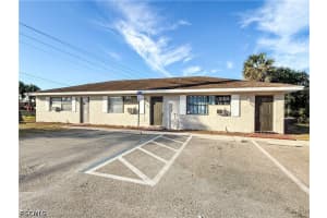 3744 Estelle Avenue, Fort Myers, FL 33916 - MLS#2026018667
