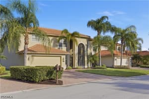20528 Torre Del Lago St, Estero