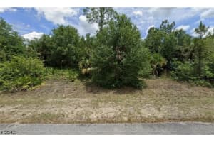 512 Wellington Avenue, Lehigh Acres, FL 33972 - MLS#2026018766