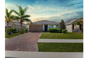 10545 Crossback Ln, Lehigh Acres