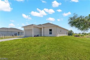 917 Margaret Avenue, Lehigh Acres, FL 33974 - MLS#2026018801