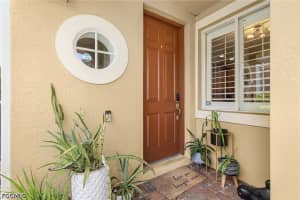 2427 Laurentina Lane, Cape Coral, FL 33909 - MLS#2026018866