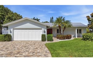 1590 Sandpiper Street, Naples, FL 34102 - MLS#2026018875